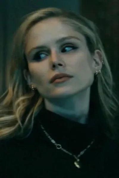 Erin Moriarty photo