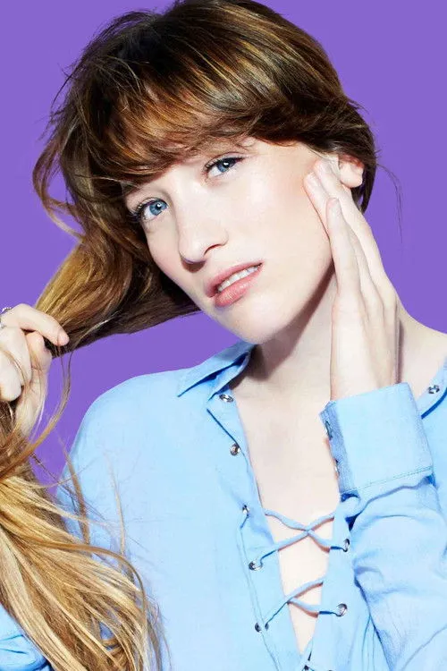 Sophie Lowe photo