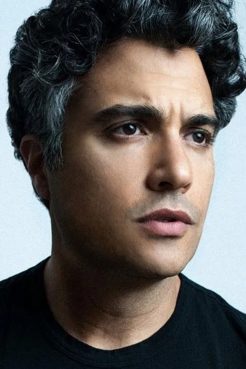 Jaime Camil photo