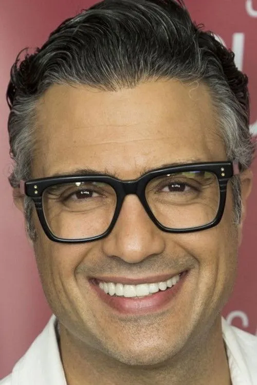 Jaime Camil photo