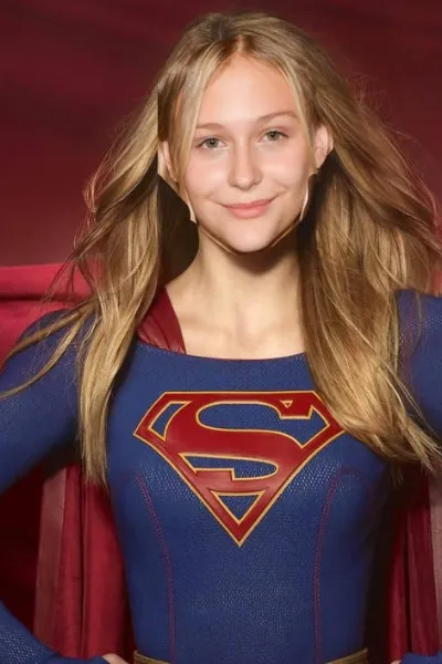 Alyvia Alyn Lind photo