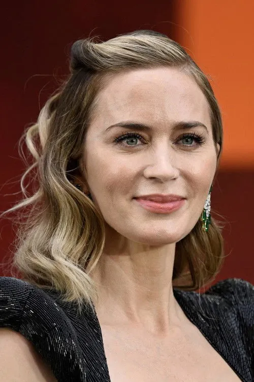 Emily Blunt photo