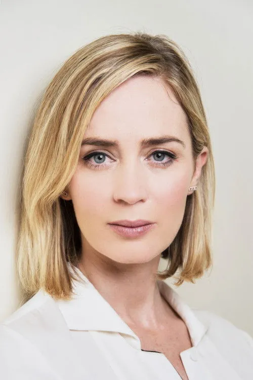 Emily Blunt photo