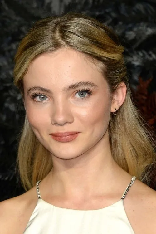 Freya Allan photo