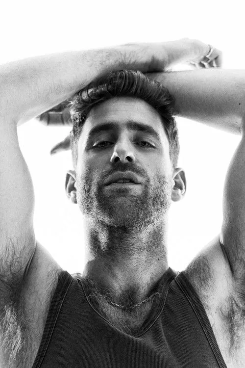 Oliver Jackson-Cohen photo