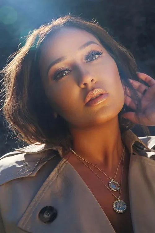 Adrienne Bailon-Houghton photo