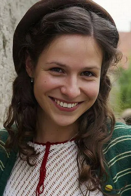 Veronika Khek Kubařová photo