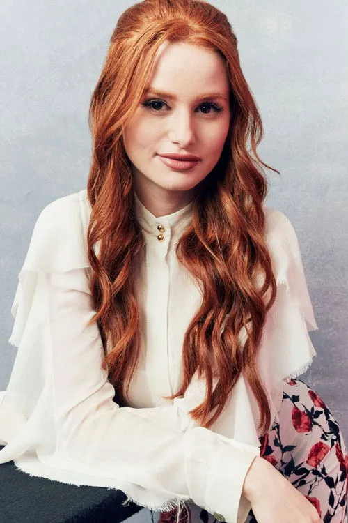 Madelaine Petsch photo