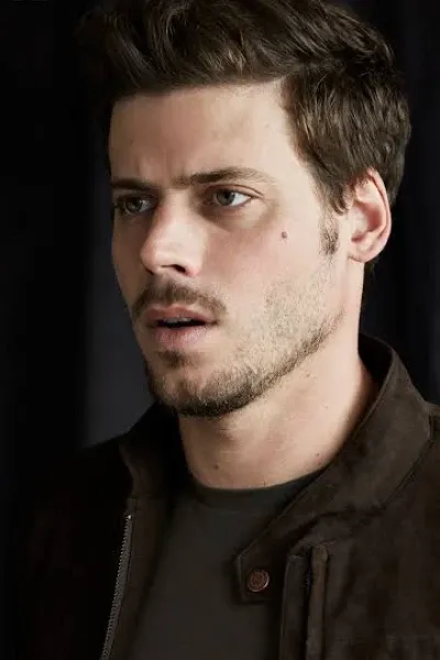 François Arnaud photo