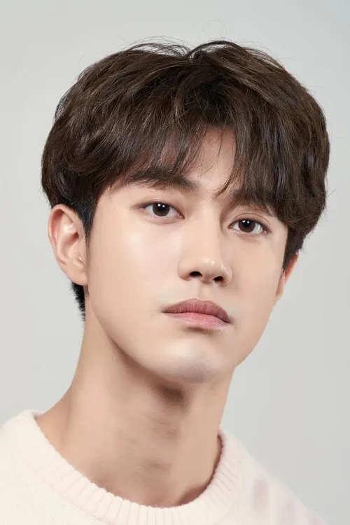 Kwak Dong-yeon photo