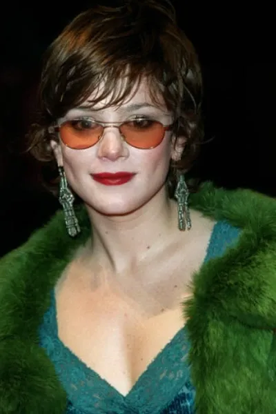 Anna Friel photo