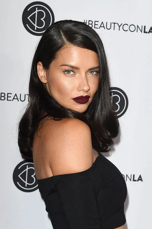 Adriana Lima photo