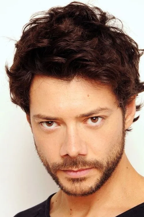 Álvaro Morte photo