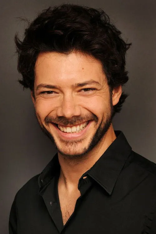 Álvaro Morte photo