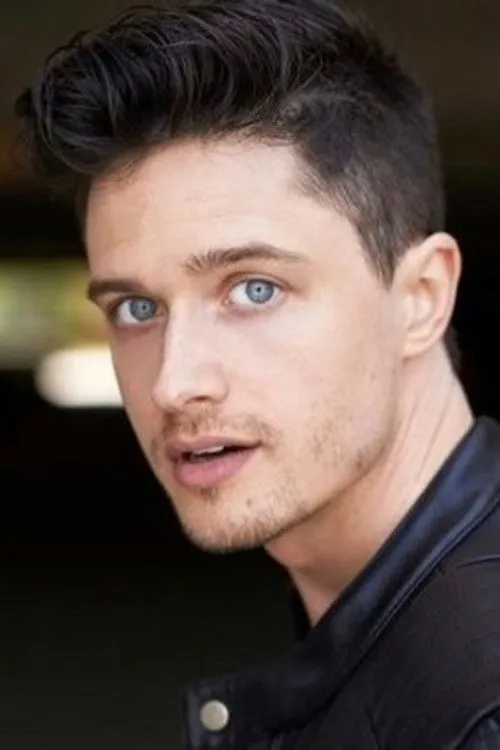 Peter Hale (Young Peter Hale)