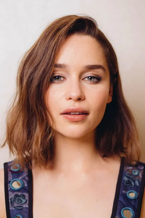 Emilia Clarke photo