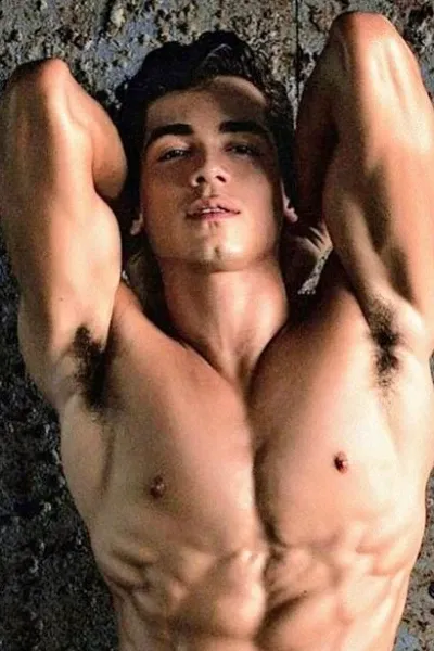 Ashton Summers photo