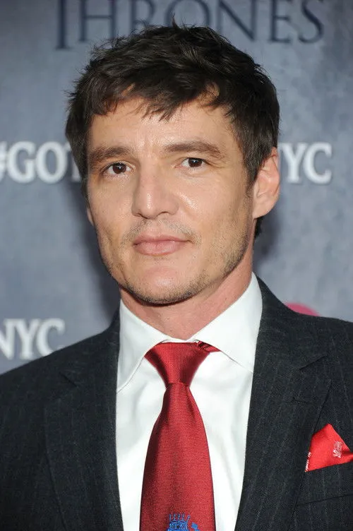 Pedro Pascal photo