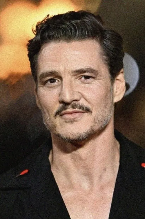 Pedro Pascal photo