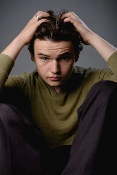 Benjamin Evan Ainsworth photo
