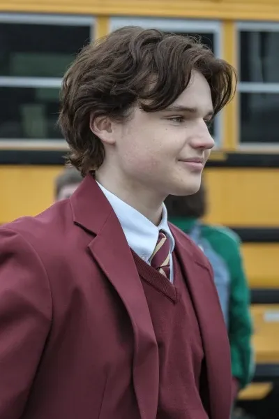 Benjamin Evan Ainsworth photo