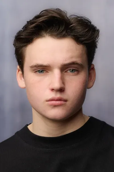 Benjamin Evan Ainsworth photo