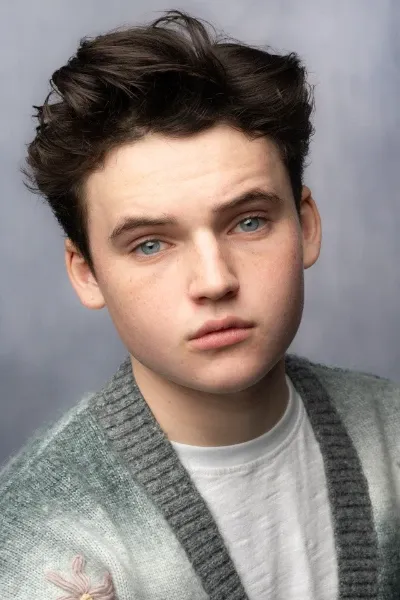 Benjamin Evan Ainsworth photo
