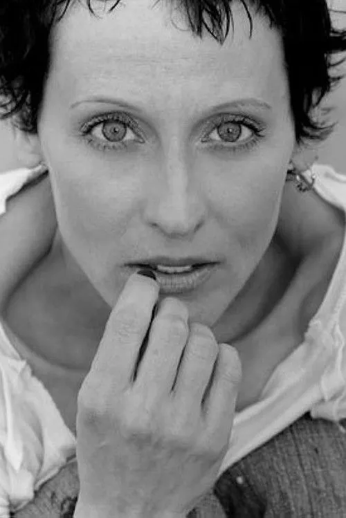 Lori Petty photo