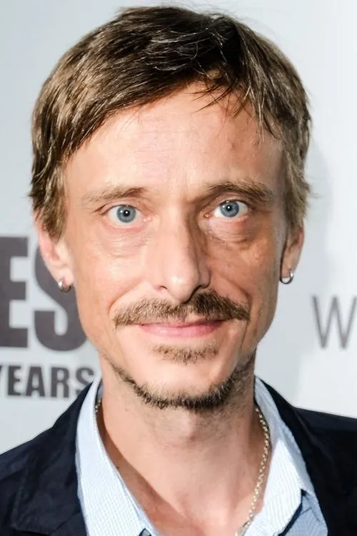 Mackenzie Crook photo