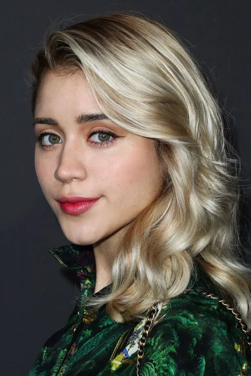 Caylee Cowan photo