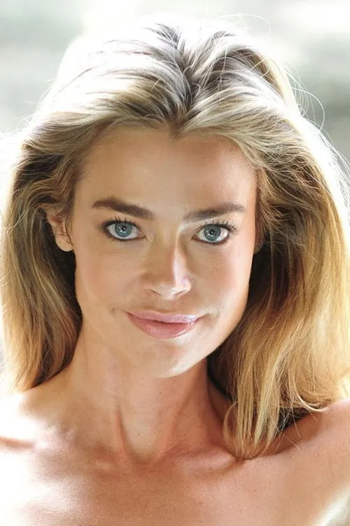 Denise Richards photo