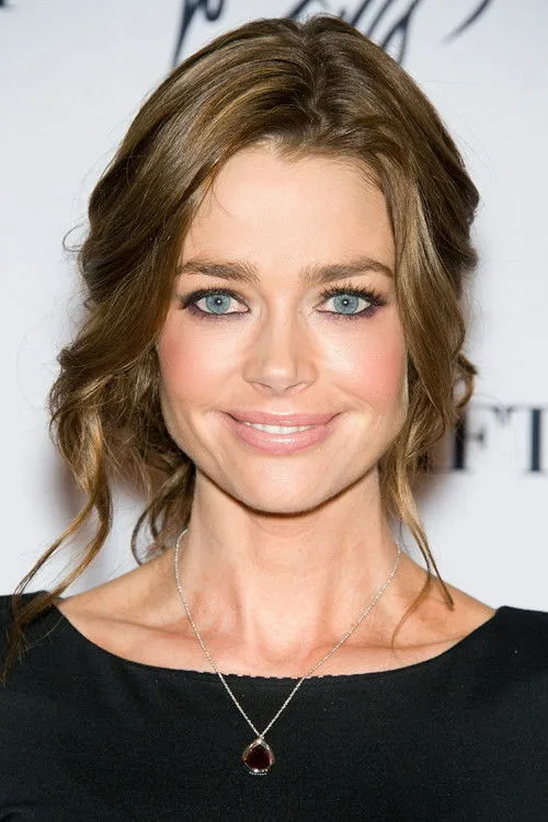 Denise Richards photo