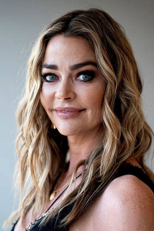 Denise Richards photo