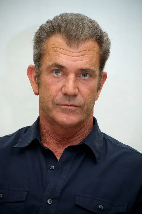 Mel Gibson photo