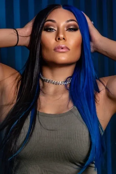 Mia Yim photo
