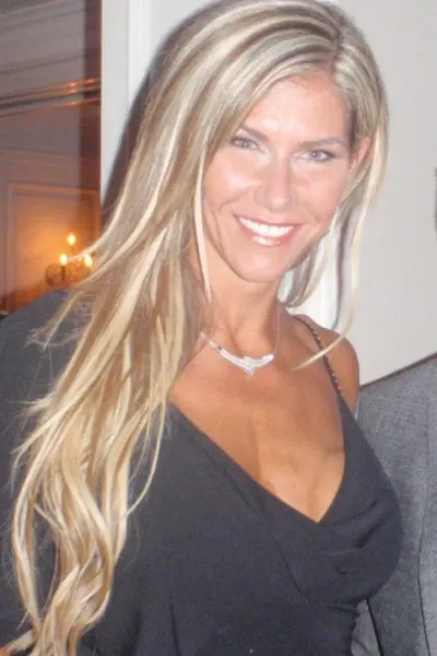 Shannon Leroux photo