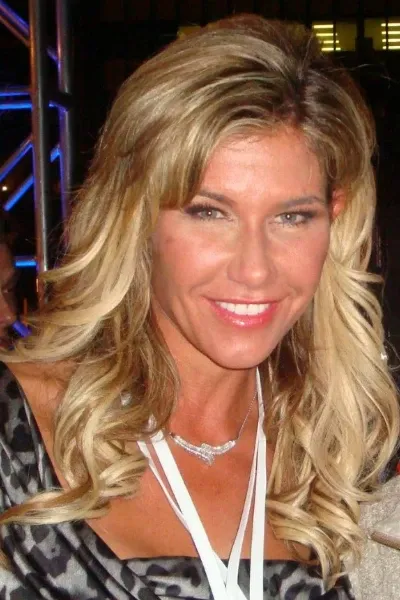 Shannon Leroux photo