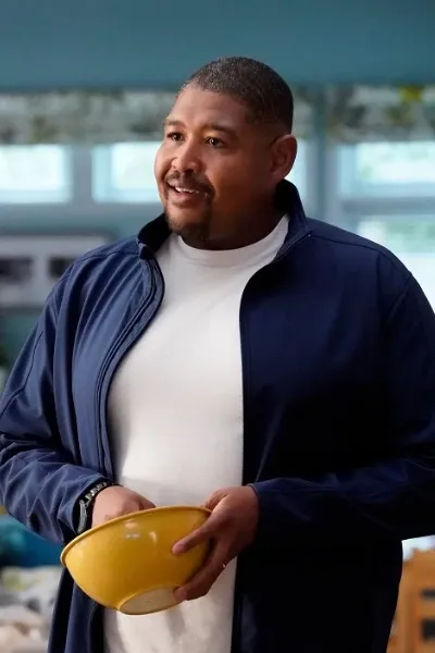 Omar Benson Miller photo