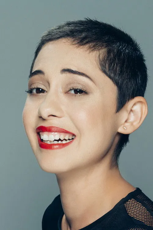 Rosa Salazar photo