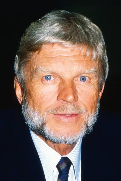 Hardy Krüger photo