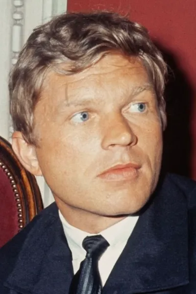 Hardy Krüger photo