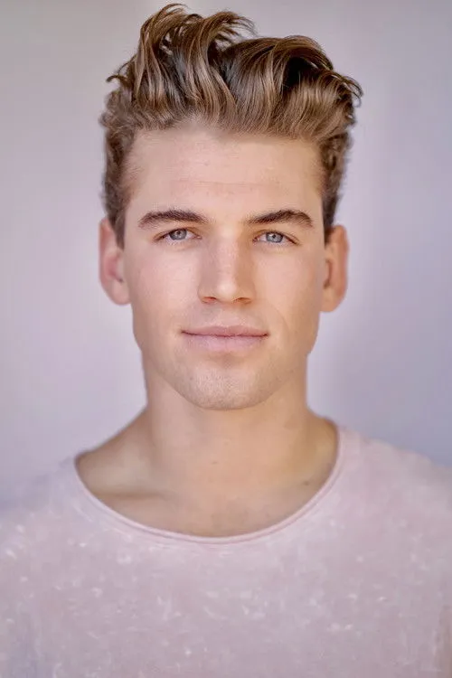 Noah Fearnley photo
