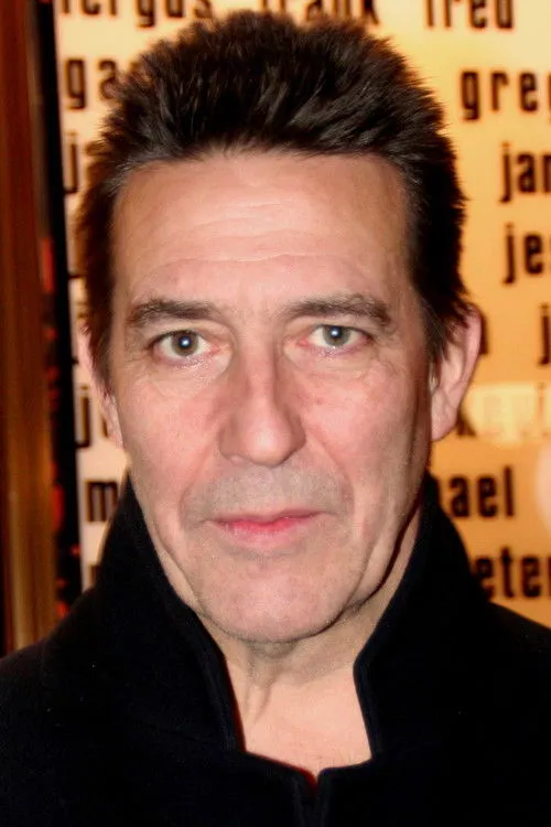 Ciarán Hinds photo
