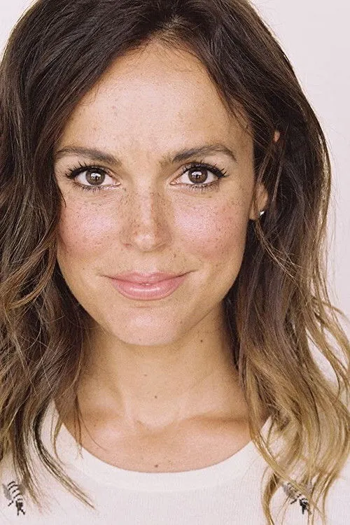 Erin Cahill photo