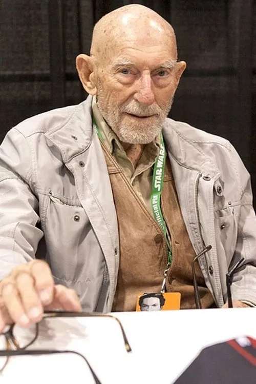 Erik Bauersfeld photo