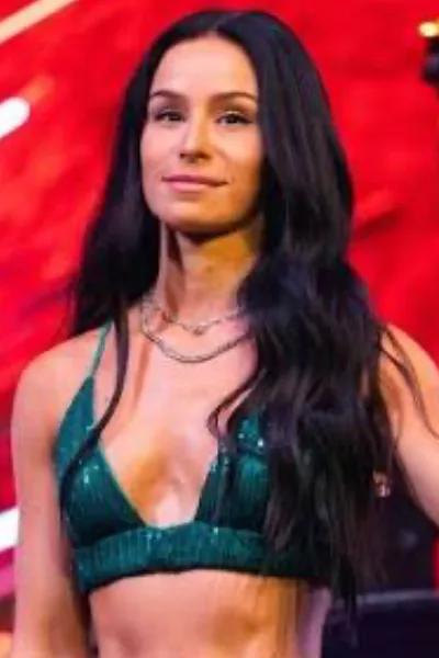 Samantha Pauly photo