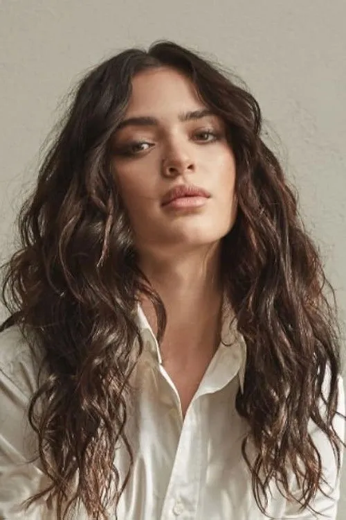 Luna Blaise photo