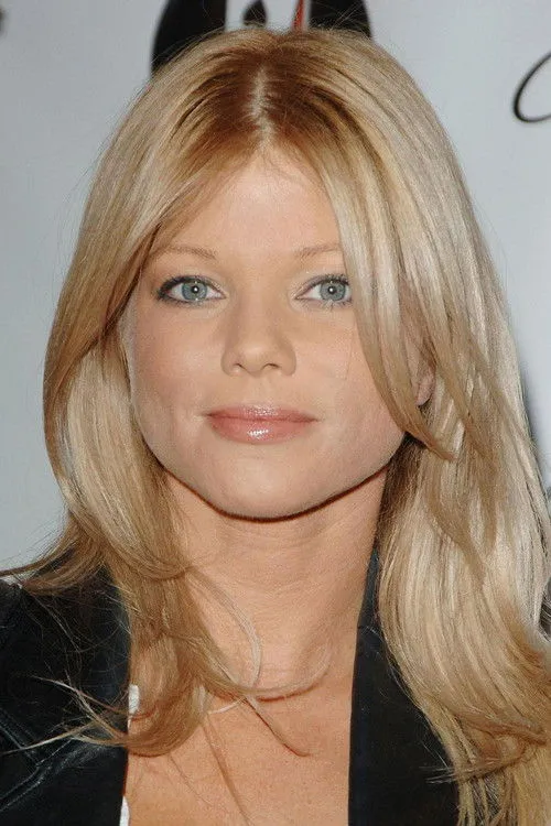 Donna D'Errico photo