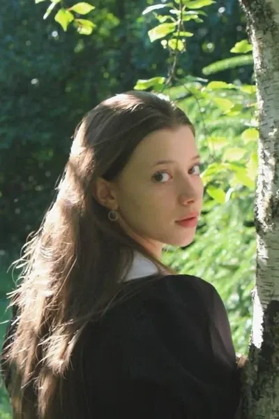Polina Gukhman photo