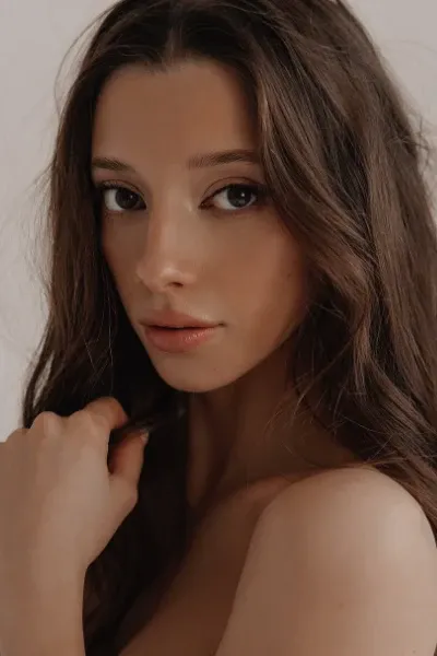 Polina Gukhman photo